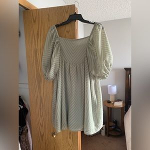 🌼Green puff sleeve mini dress, size XL🌼